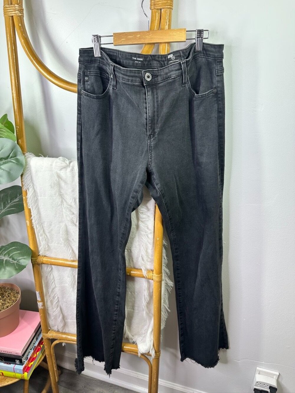 AG The Angel Boot Cut Black Raw Hem Jeans sz 32 x 32